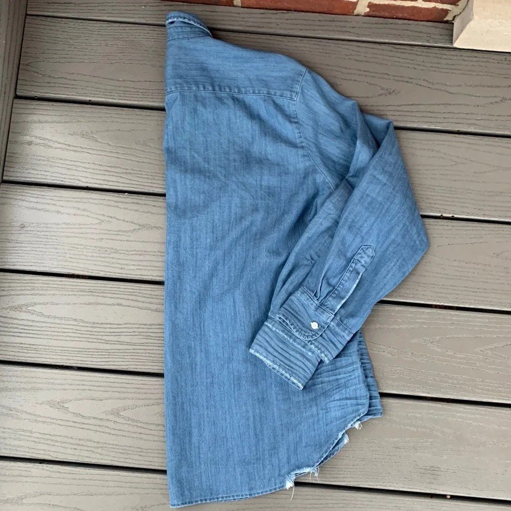 Frank & Eileen Eileen Relaxed Denim Button-Up Shirt - Picture 9 of 12